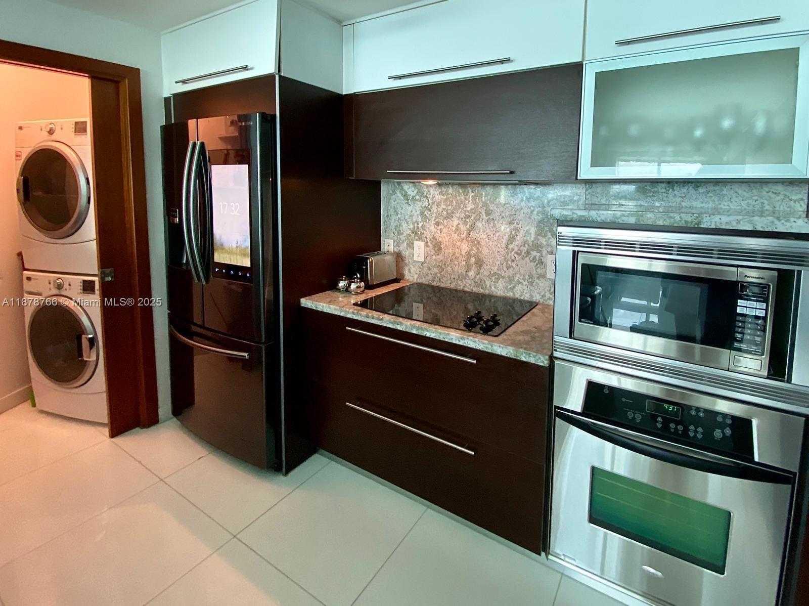 Small Image of 1900 NORTH BAYSHORE DR #3312, Miami Number 14