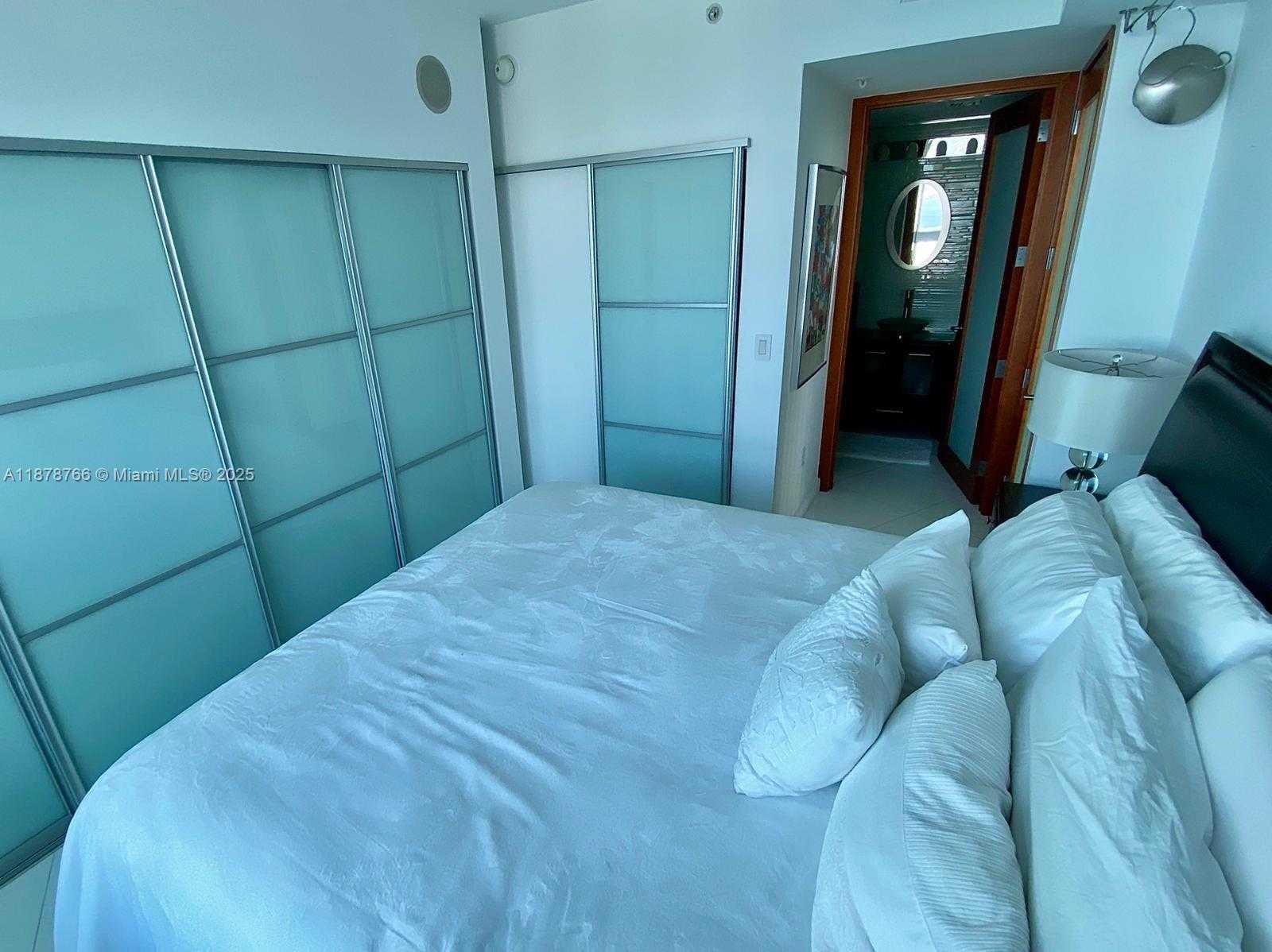 Small Image of 1900 NORTH BAYSHORE DR #3312, Miami Number 23