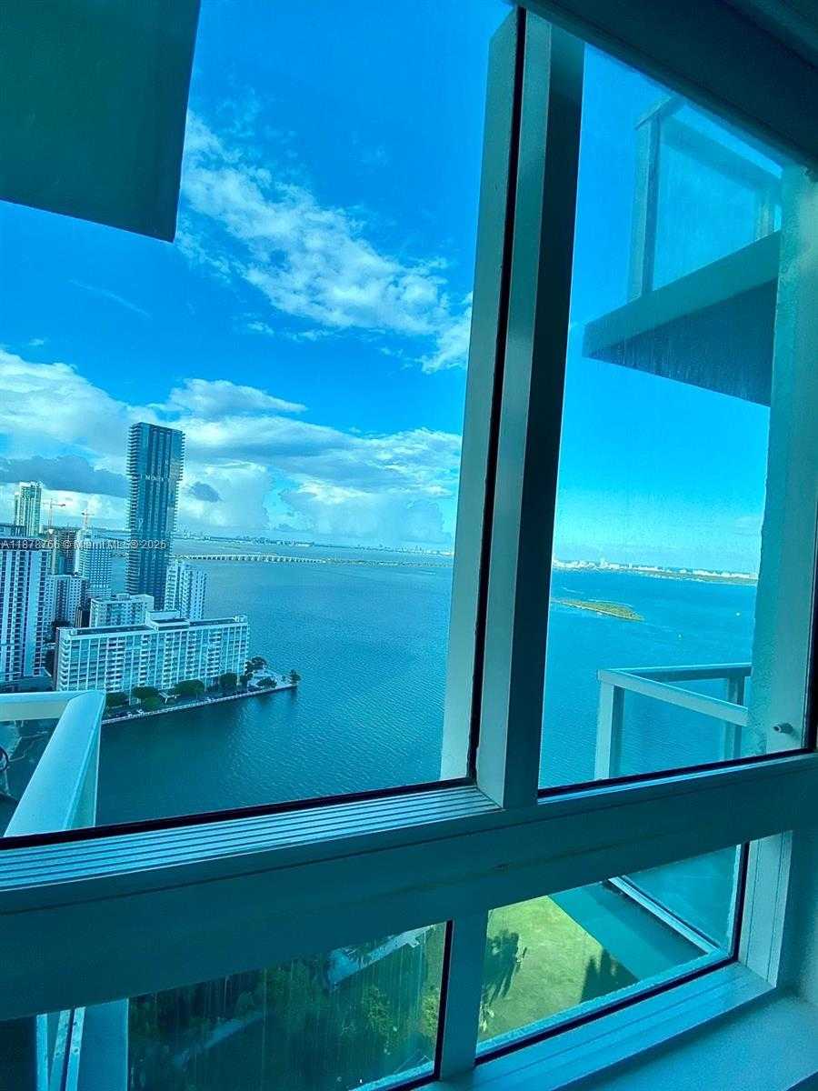 Small Image of 1900 NORTH BAYSHORE DR #3312, Miami Number 25