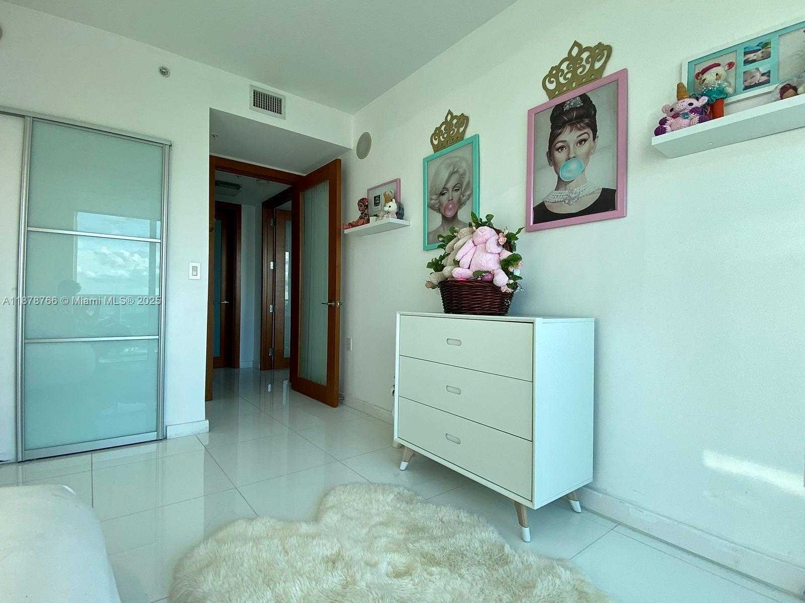 Small Image of 1900 NORTH BAYSHORE DR #3312, Miami Number 29