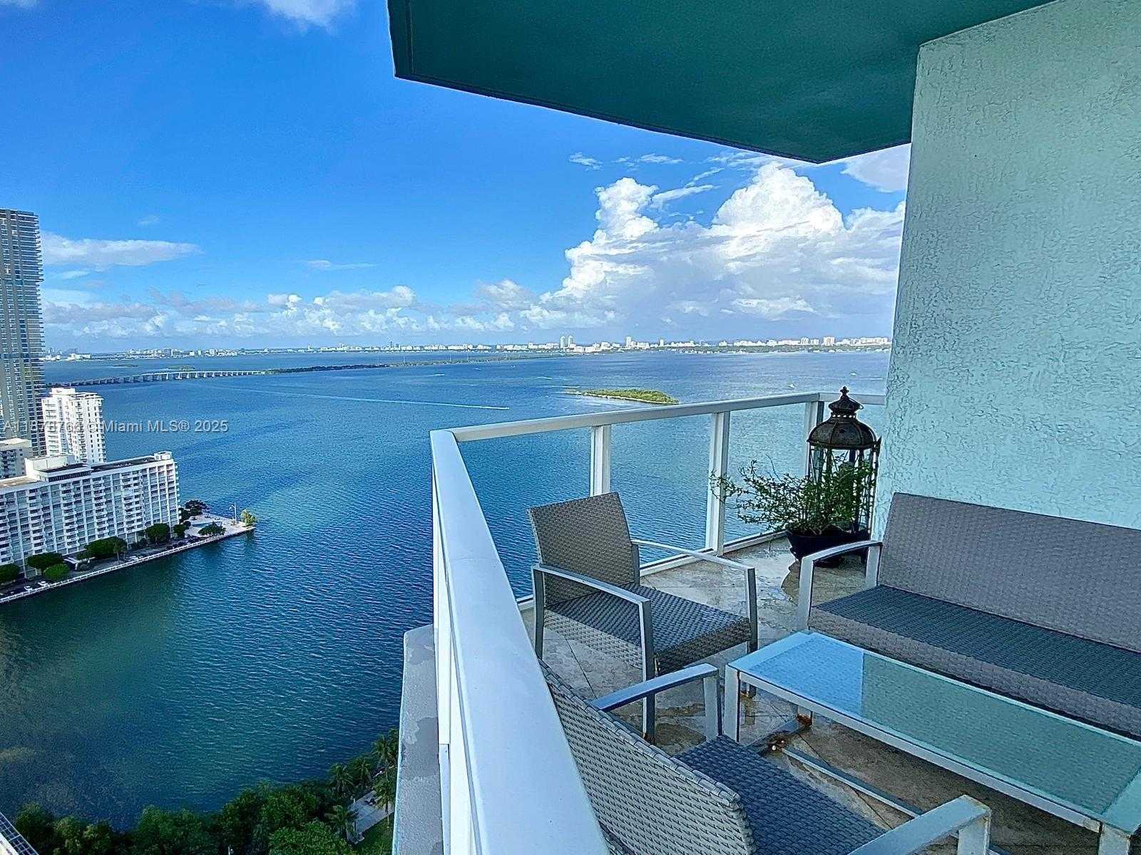 Small Image of 1900 NORTH BAYSHORE DR #3312, Miami Number 5