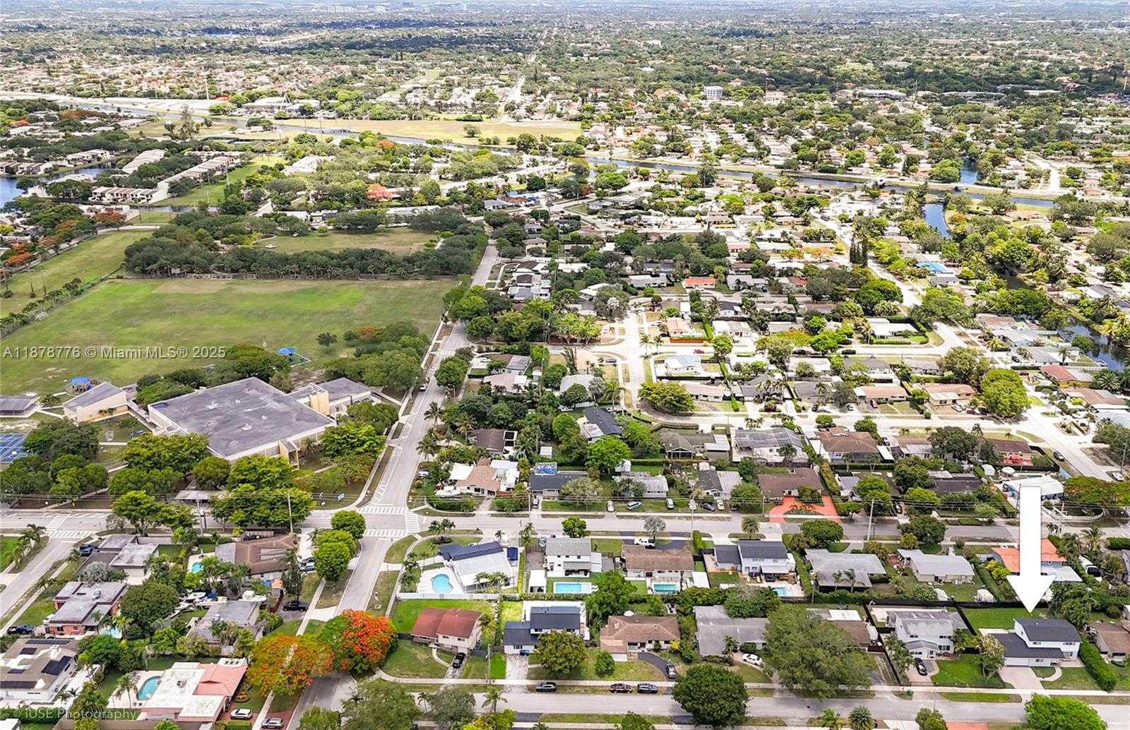 Small Image of 9975 SOUTH WEST 85TH ST, Miami Number 18