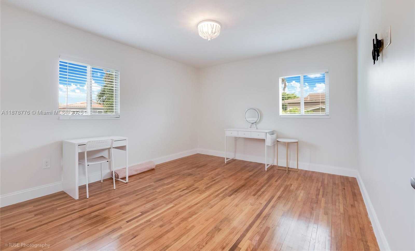 Small Image of 9975 SOUTH WEST 85TH ST, Miami Number 9