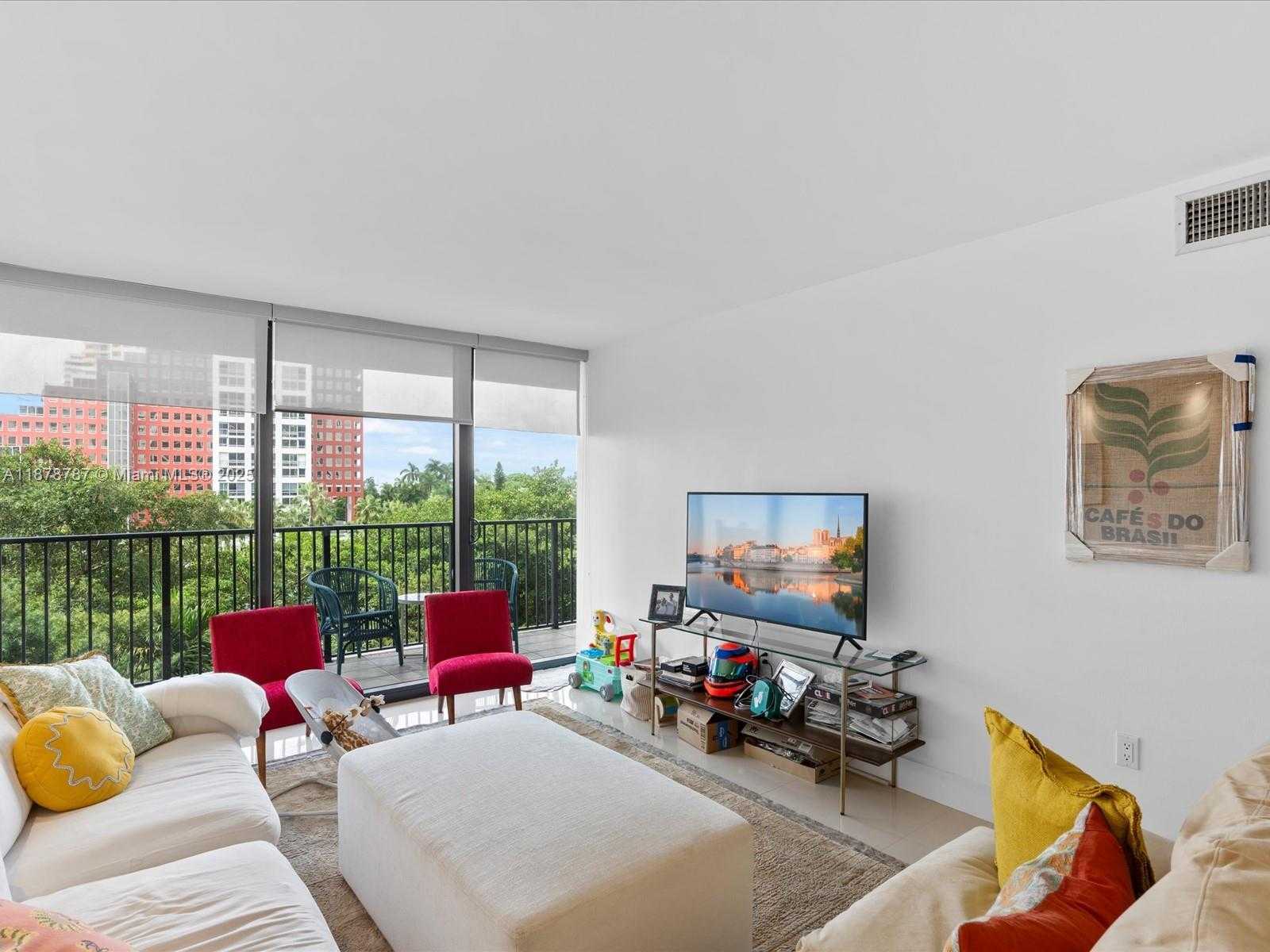 Small Image of 1450 BRICKELL BAY DR #608, Miami Number 17