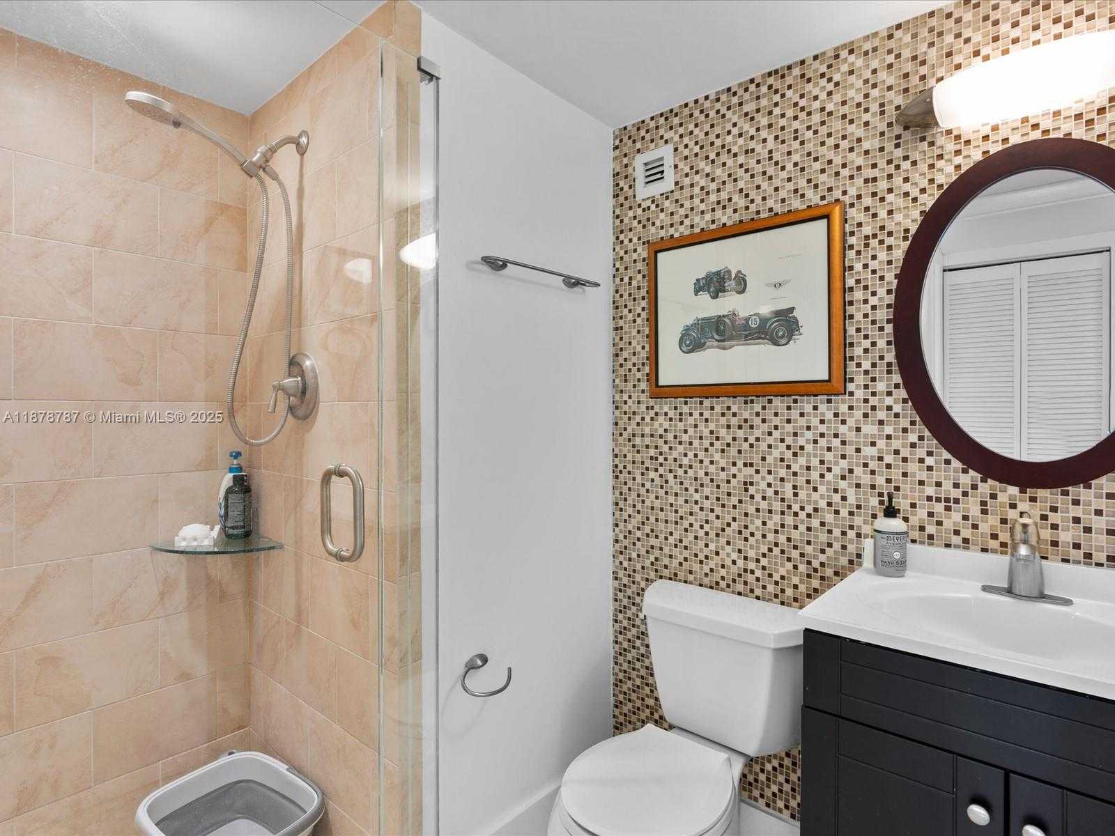 Small Image of 1450 BRICKELL BAY DR #608, Miami Number 23