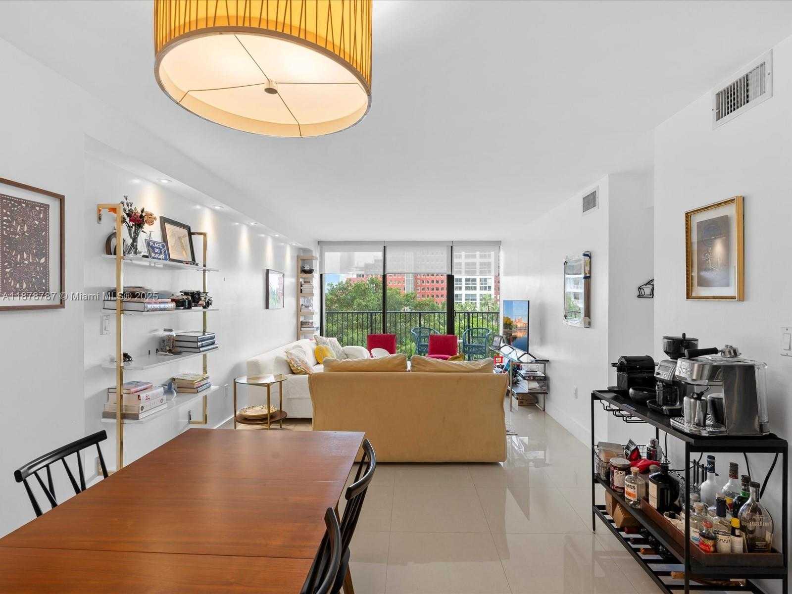 Small Image of 1450 BRICKELL BAY DR #608, Miami Number 7