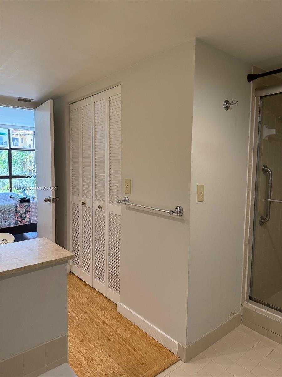 Small Image of 600 BILTMORE WAY #320, Coral Gables Number 12