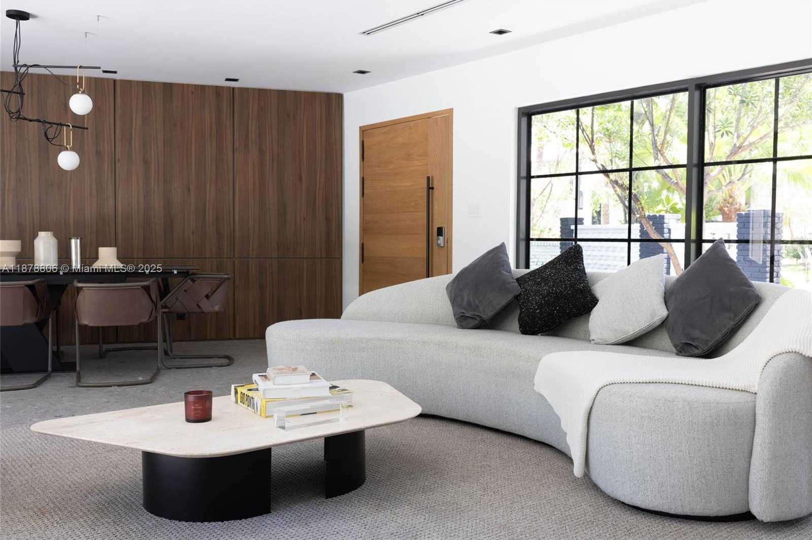 Small Image of 2500 BAYVIEW DR, Fort Lauderdale Number 10
