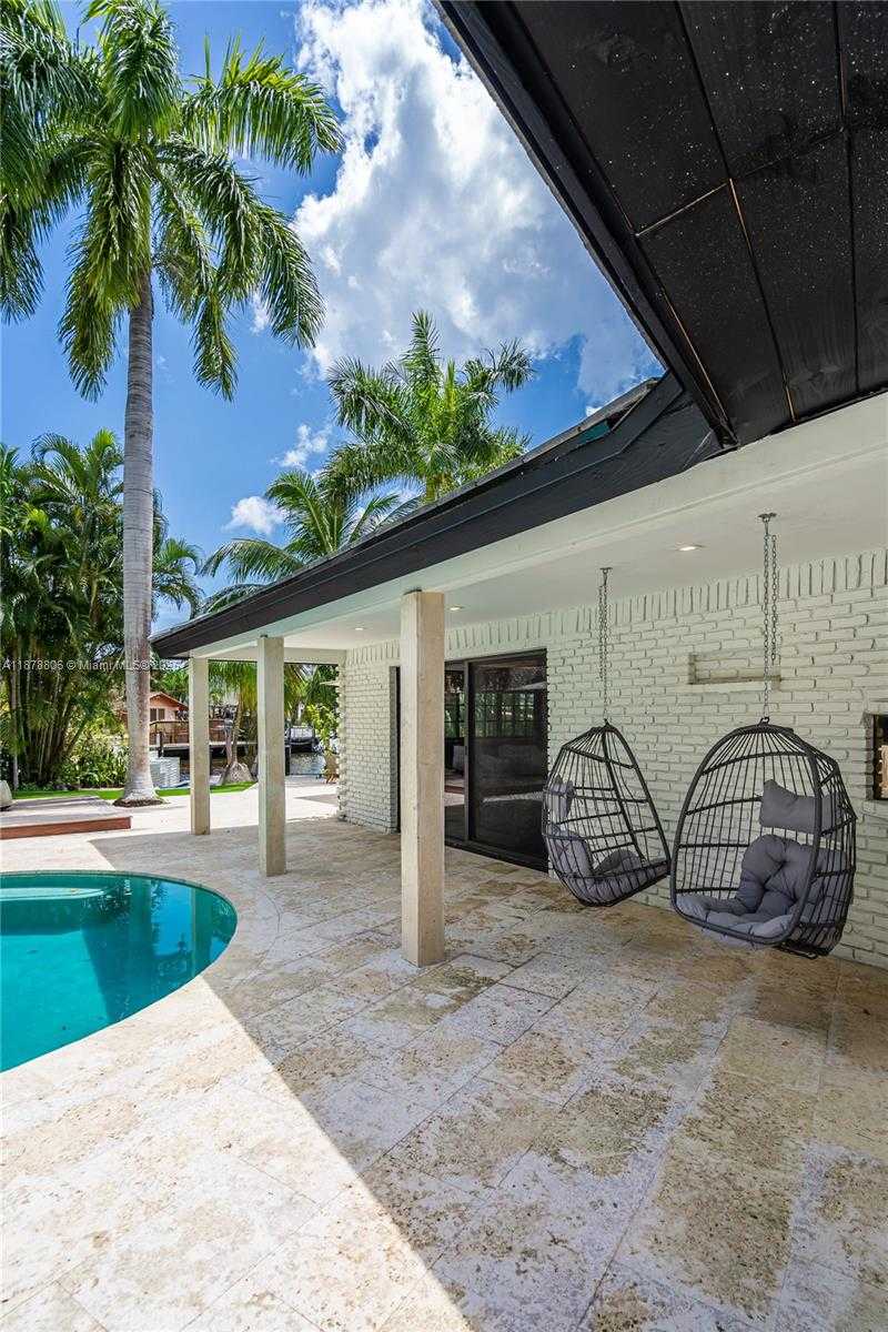 Small Image of 2500 BAYVIEW DR, Fort Lauderdale Number 68