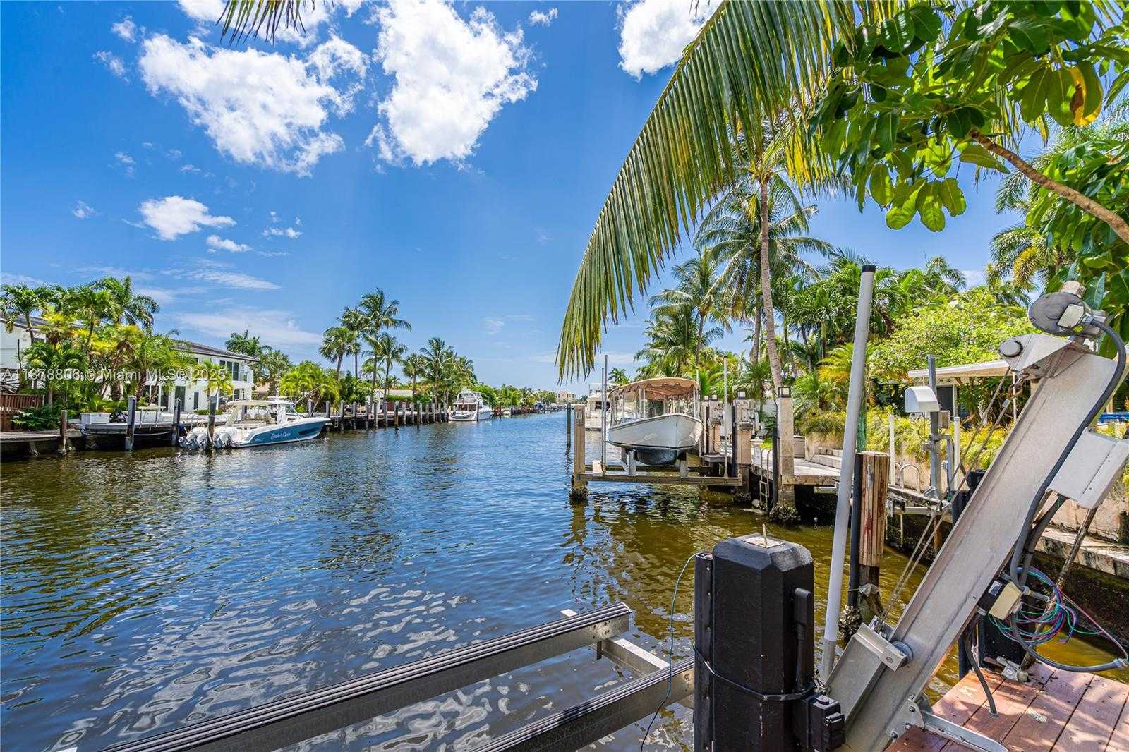 Small Image of 2500 BAYVIEW DR, Fort Lauderdale Number 74