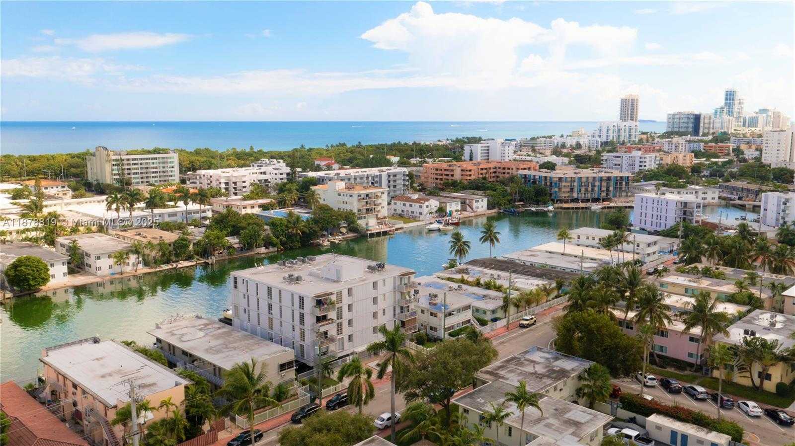Small Image of 8305 CRESPI BLVD #2D, Miami Beach Number 27