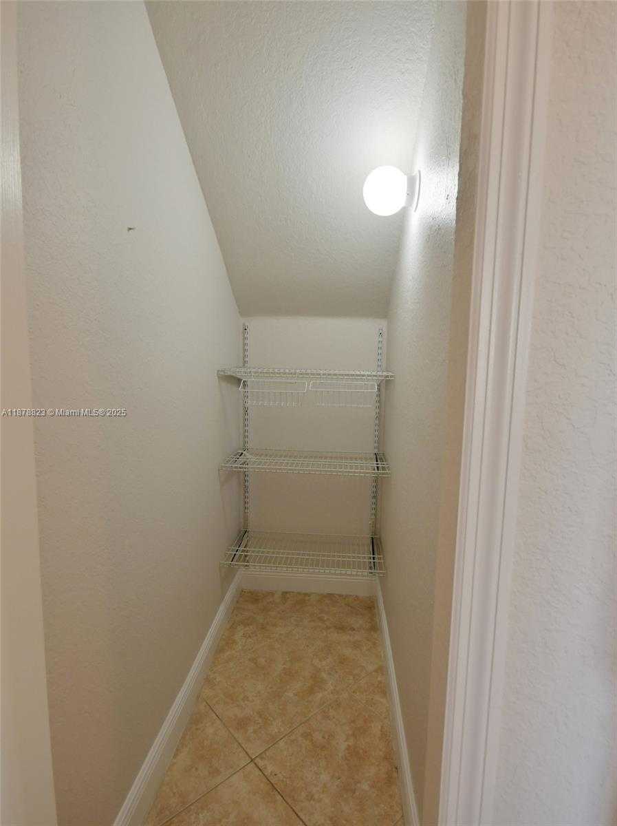 Small Image of 8940 SOUTH WEST 228TH LN, Cutler Bay Number 21