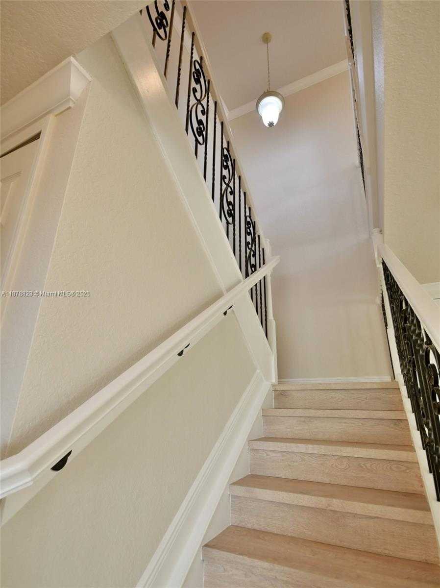 Small Image of 8940 SOUTH WEST 228TH LN, Cutler Bay Number 35