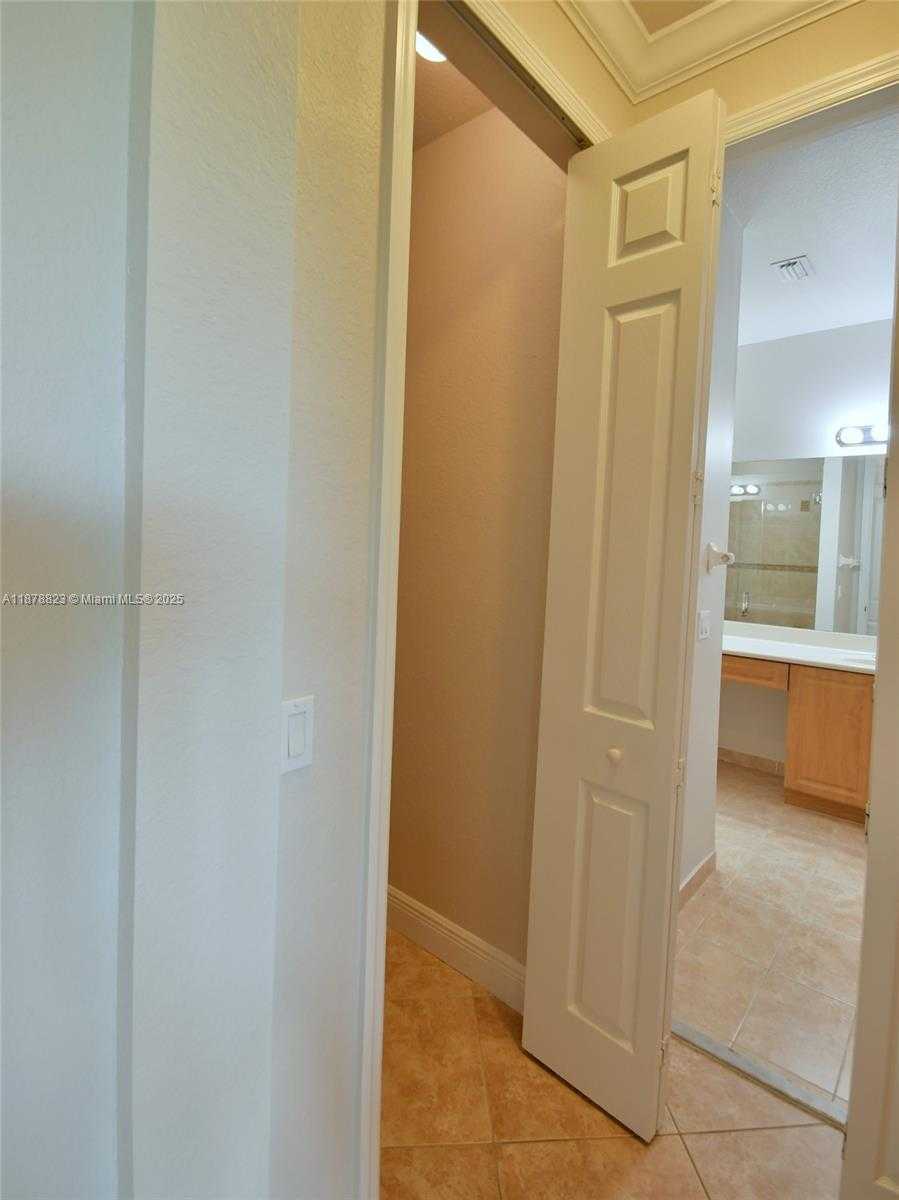 Small Image of 8940 SOUTH WEST 228TH LN, Cutler Bay Number 49