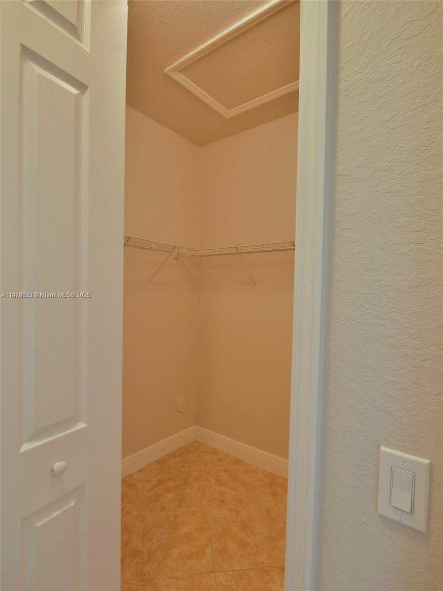 Small Image of 8940 SOUTH WEST 228TH LN, Cutler Bay Number 51