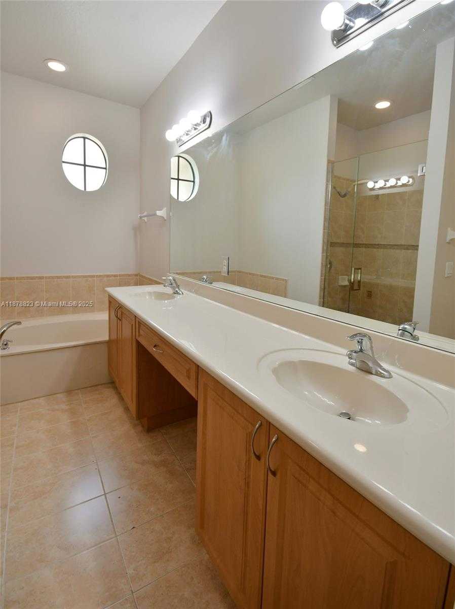 Small Image of 8940 SOUTH WEST 228TH LN, Cutler Bay Number 60
