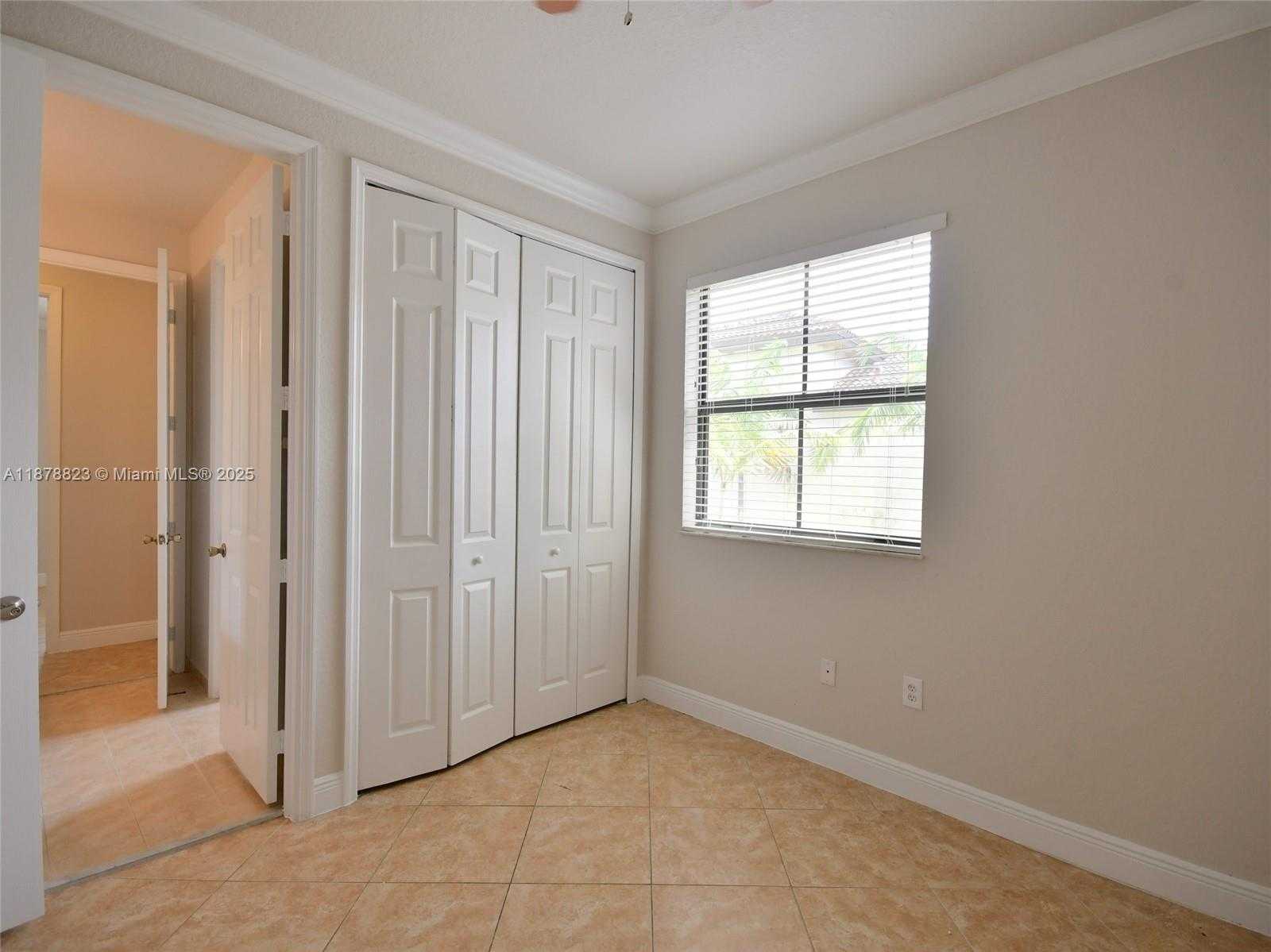 Small Image of 8940 SOUTH WEST 228TH LN, Cutler Bay Number 63