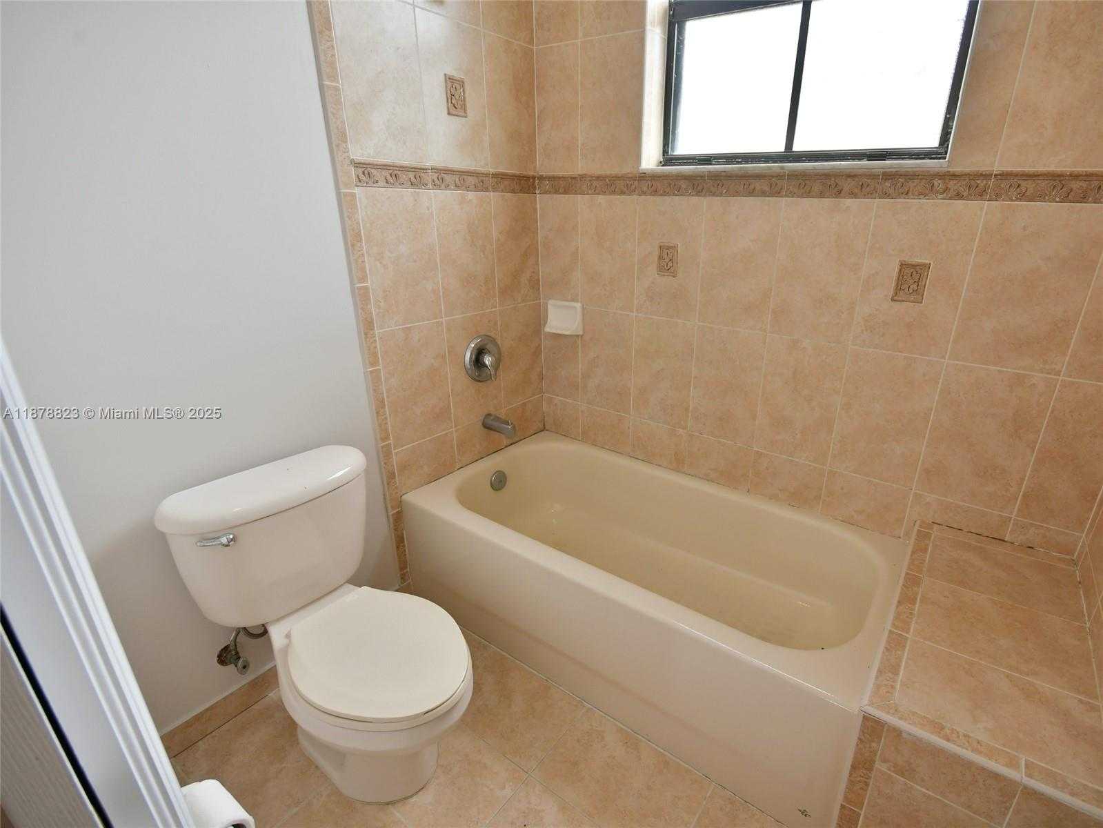Small Image of 8940 SOUTH WEST 228TH LN, Cutler Bay Number 65