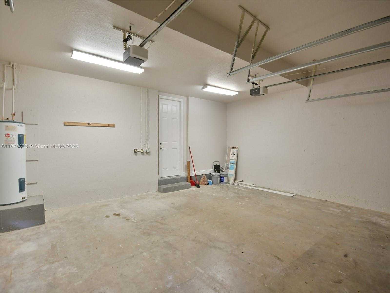 Small Image of 8940 SOUTH WEST 228TH LN, Cutler Bay Number 84