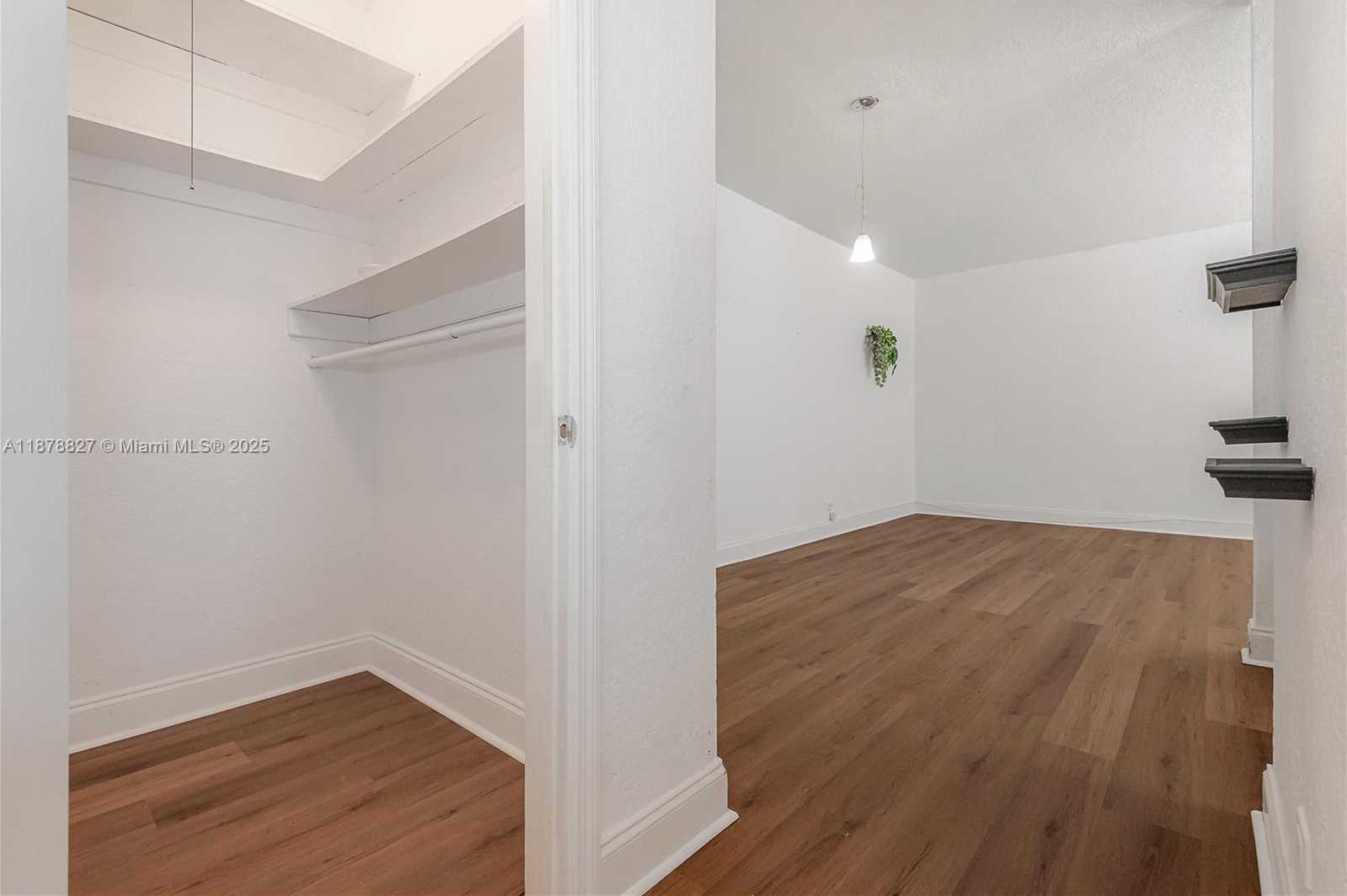 Small Image of 7334 HARDING AVE #16, Miami Beach Number 16