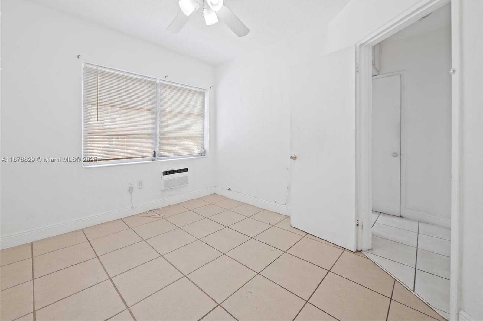 Small Image of 3571 SOUTH WEST 10TH ST #10B, Miami Number 14