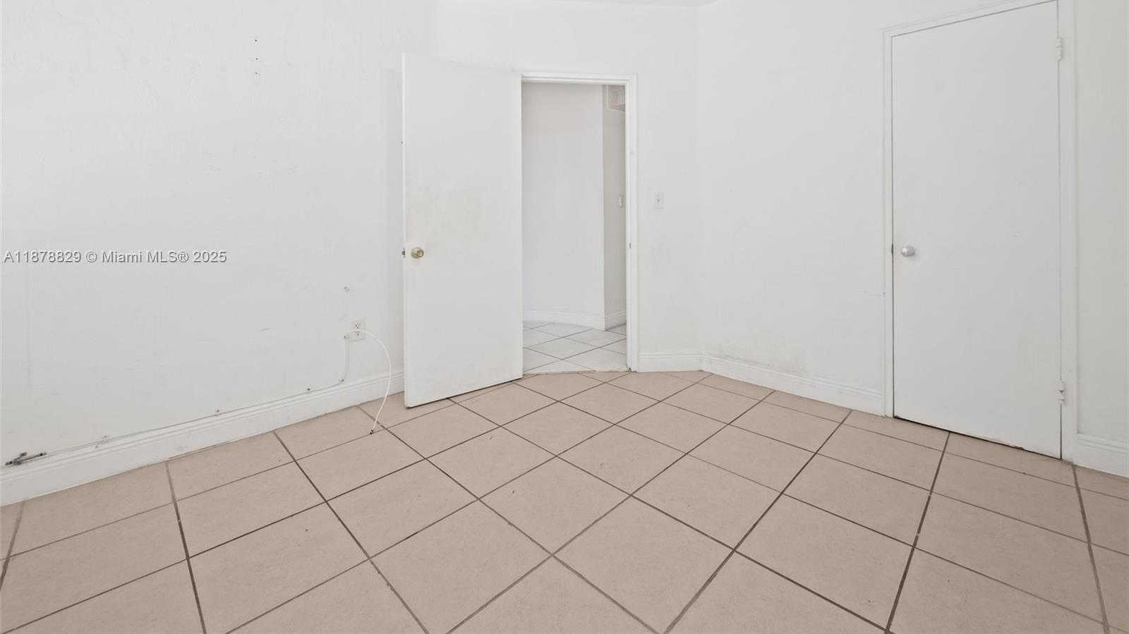 Small Image of 3571 SOUTH WEST 10TH ST #10B, Miami Number 15