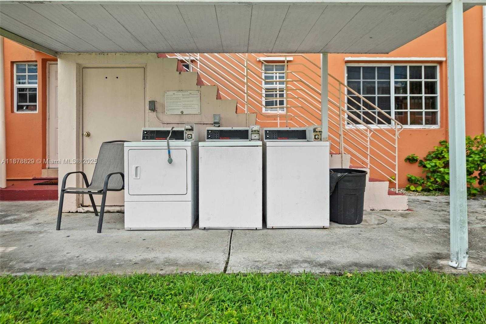 Small Image of 3571 SOUTH WEST 10TH ST #10B, Miami Number 24