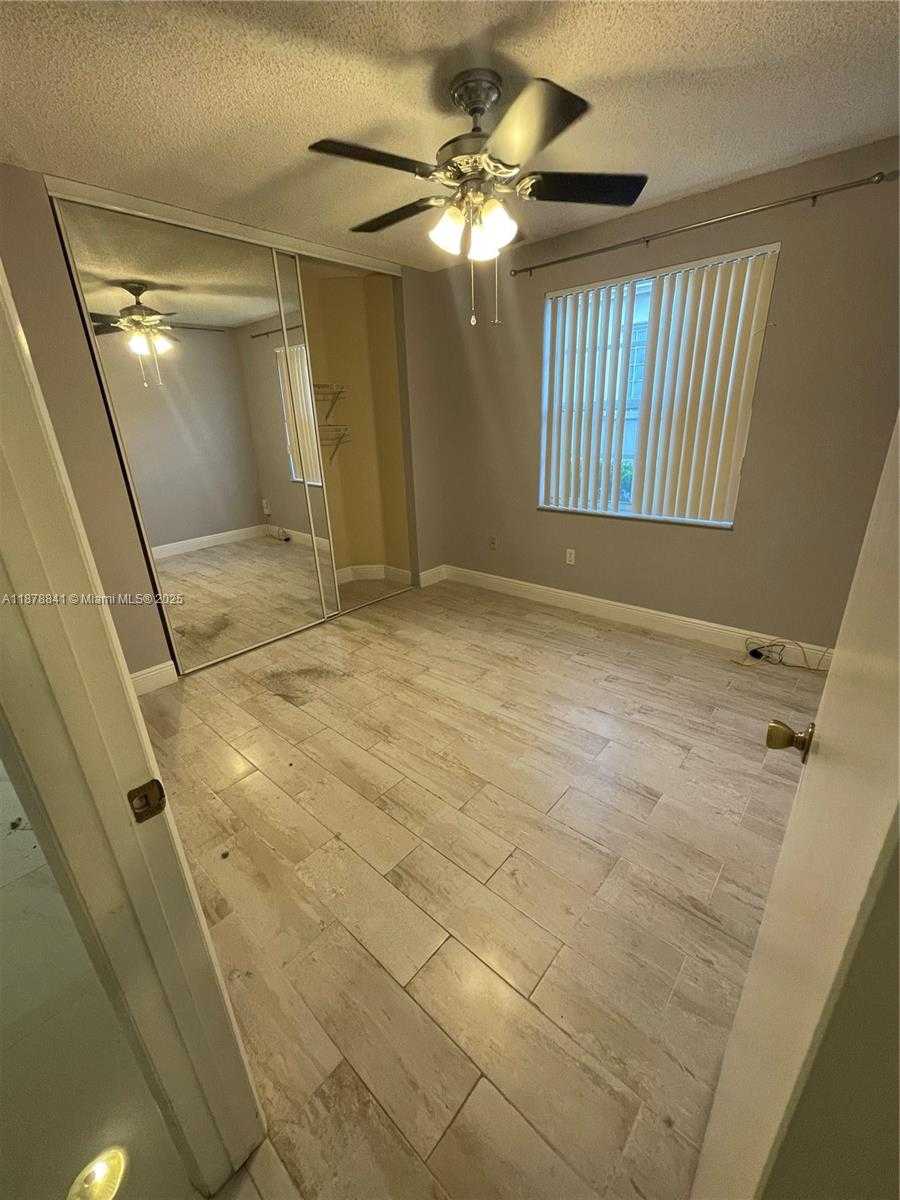 Small Image of 1356 NORTH WEST 159TH LN #N/a, Pembroke Pines Number 12