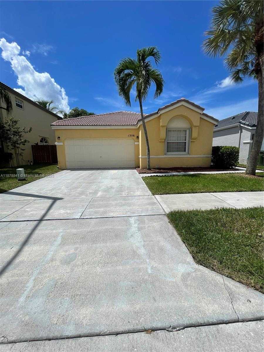 Small Image of 1356 NORTH WEST 159TH LN #N/a, Pembroke Pines Number 2
