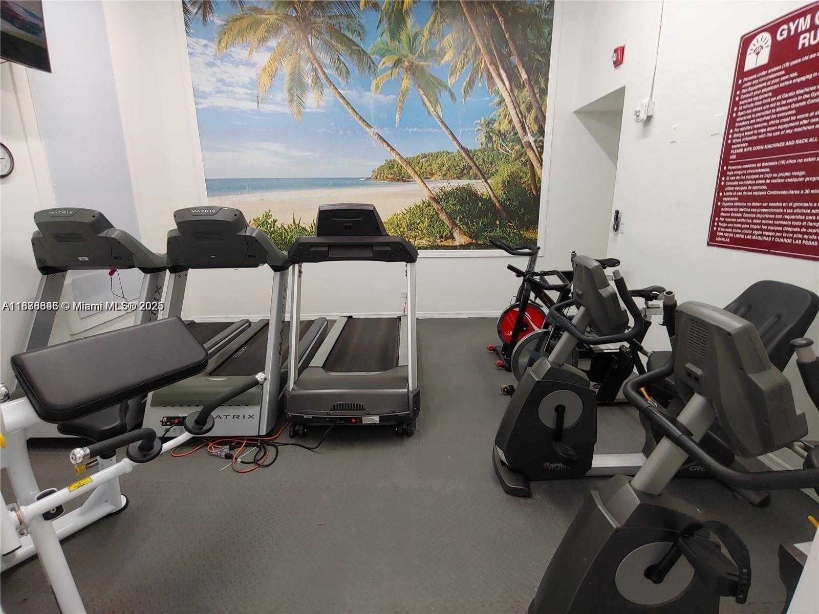Small Image of 6039 COLLINS AVE #1710, Miami Beach Number 21