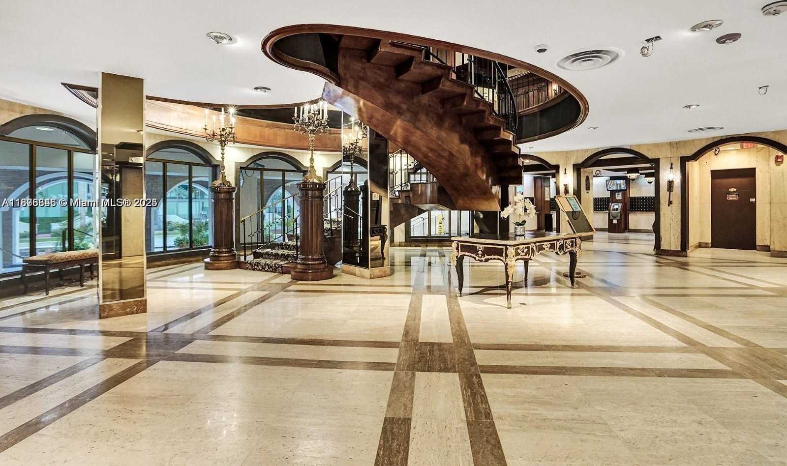 Small Image of 6039 COLLINS AVE #1710, Miami Beach Number 24