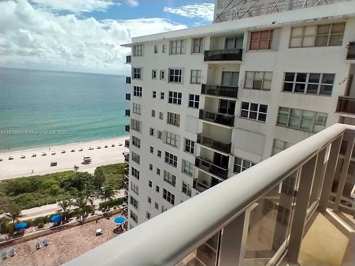 Small Image of 6039 COLLINS AVE #1710, Miami Beach Number 4