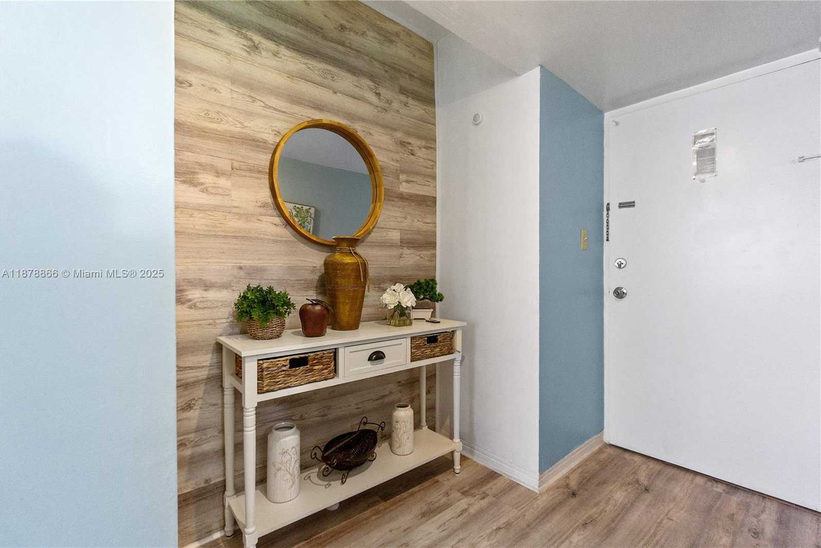 Small Image of 100 LINCOLN RD #607, Miami Beach Number 10
