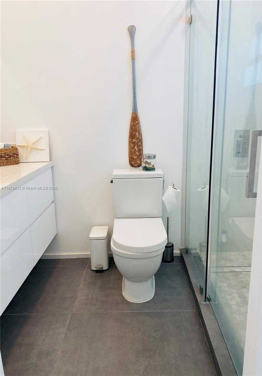 Small Image of 798 CRANDON BLVD #57B, Key Biscayne Number 10