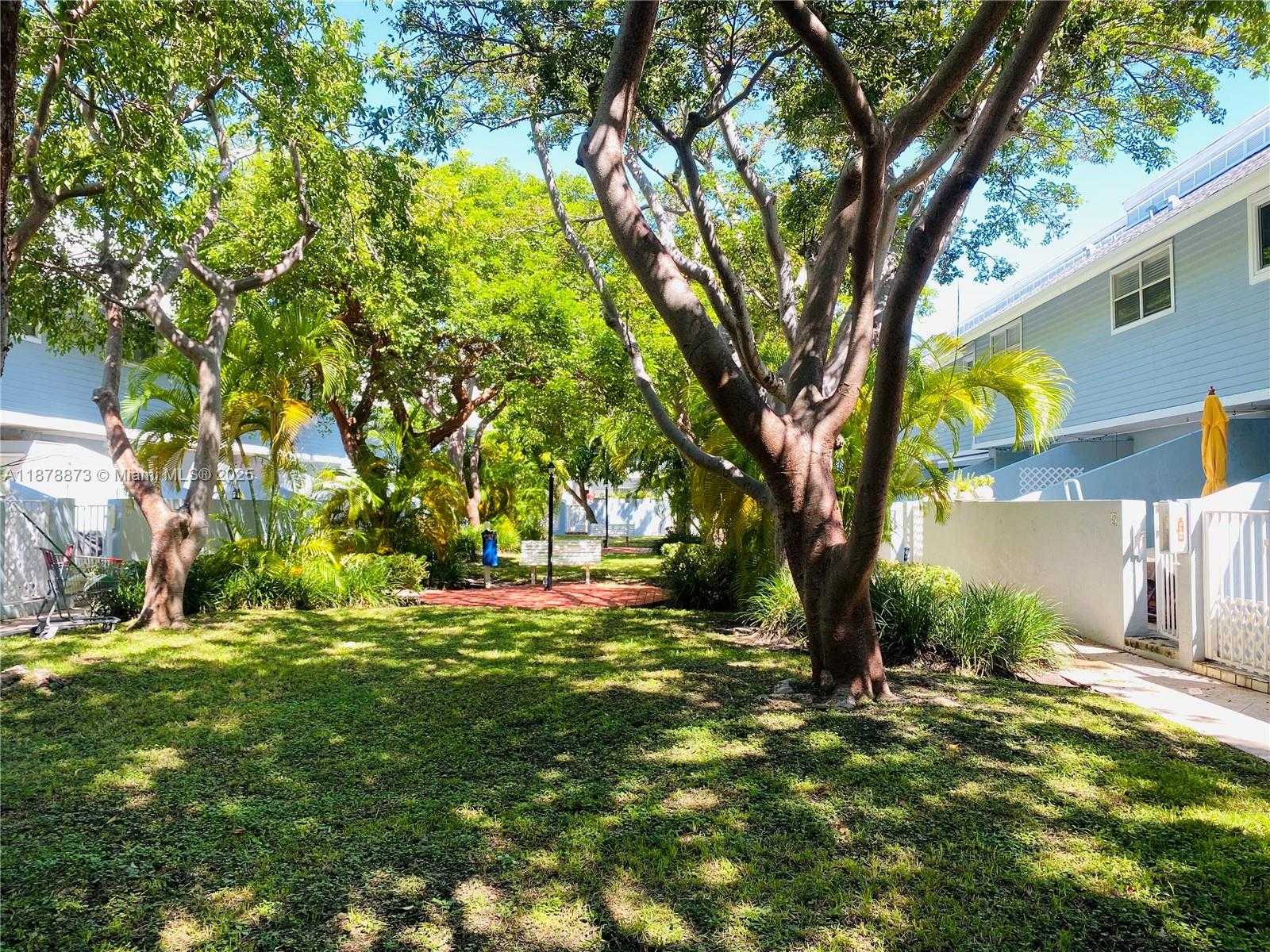Small Image of 798 CRANDON BLVD #57B, Key Biscayne Number 16
