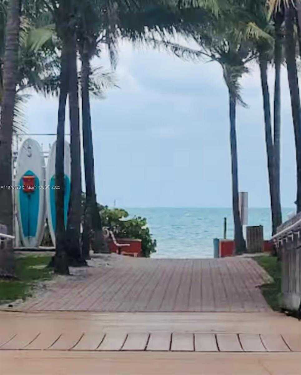 Small Image of 798 CRANDON BLVD #57B, Key Biscayne Number 17