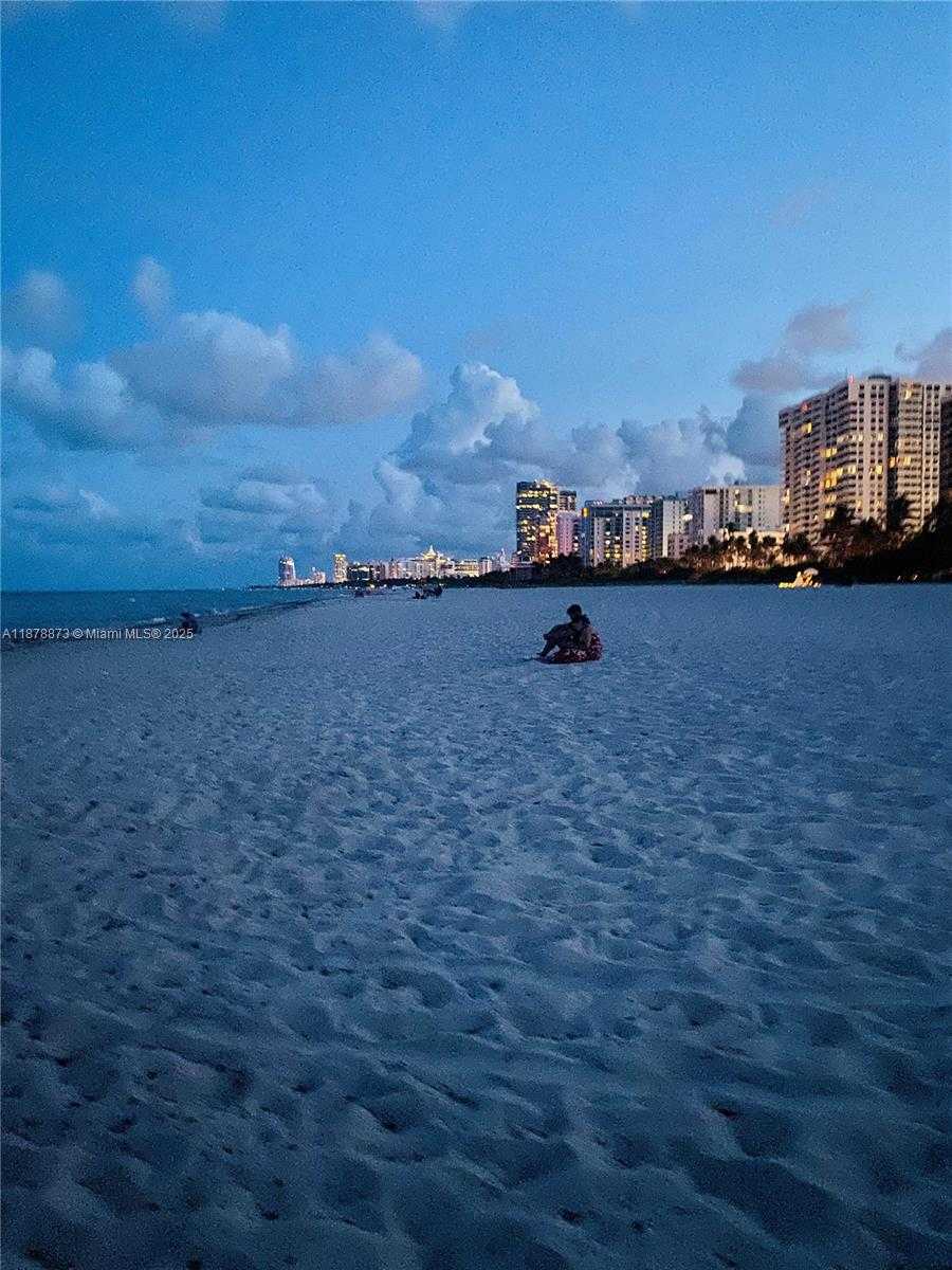 Small Image of 798 CRANDON BLVD #57B, Key Biscayne Number 18