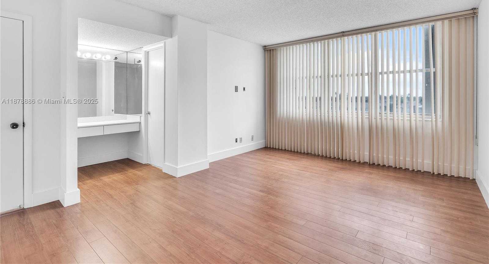 Small Image of 2201 SOUTH OCEAN DR #407, Hollywood Number 31
