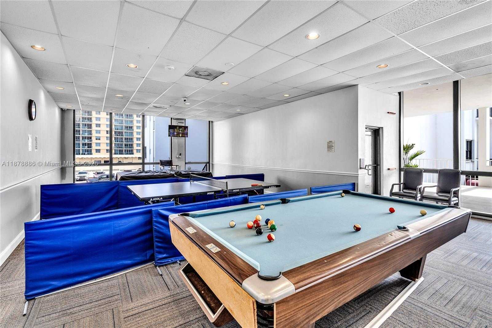 Small Image of 2201 SOUTH OCEAN DR #407, Hollywood Number 9