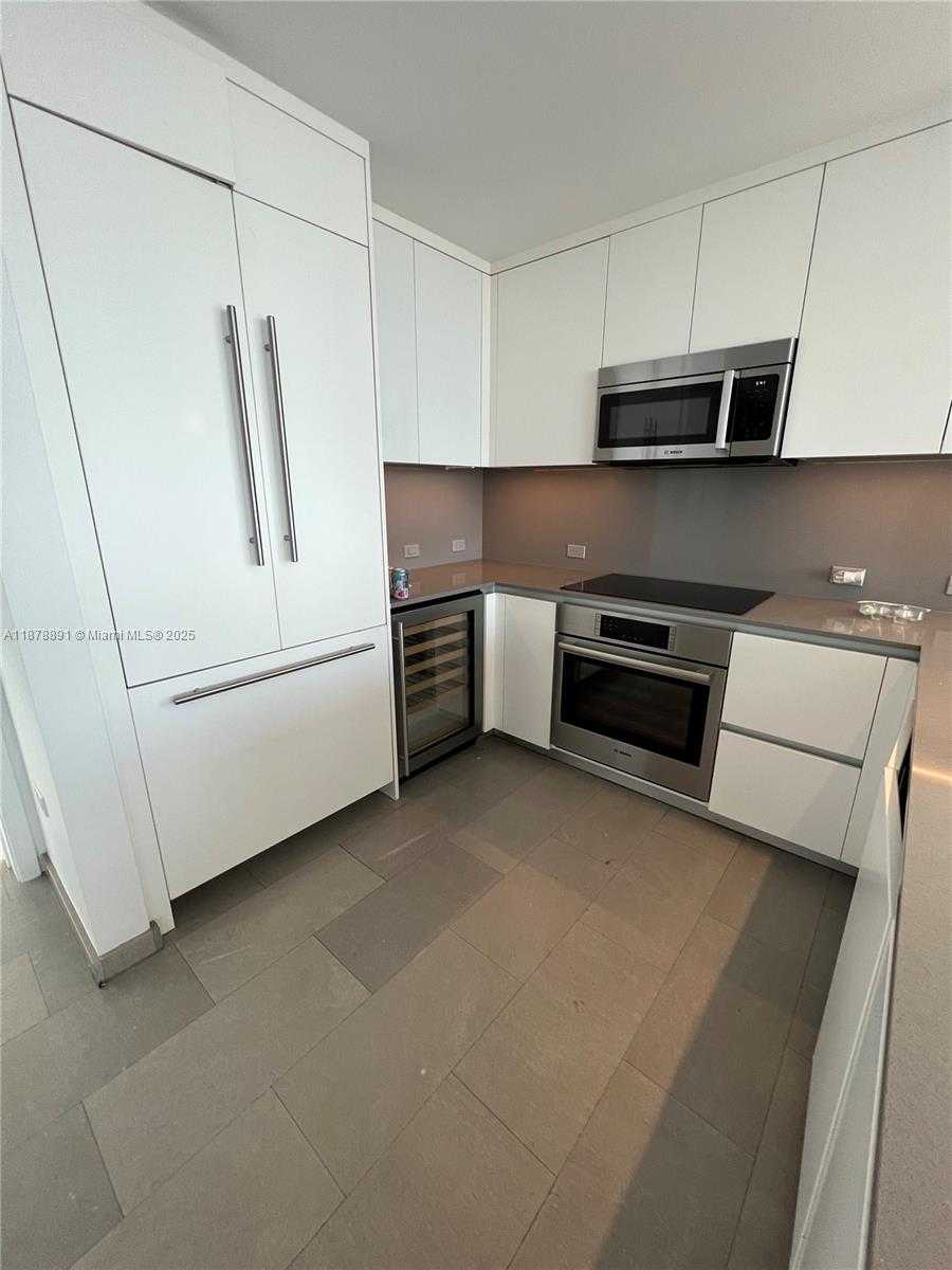 Small Image of 68 SOUTH EAST 6TH STREET #2302, Miami Number 15