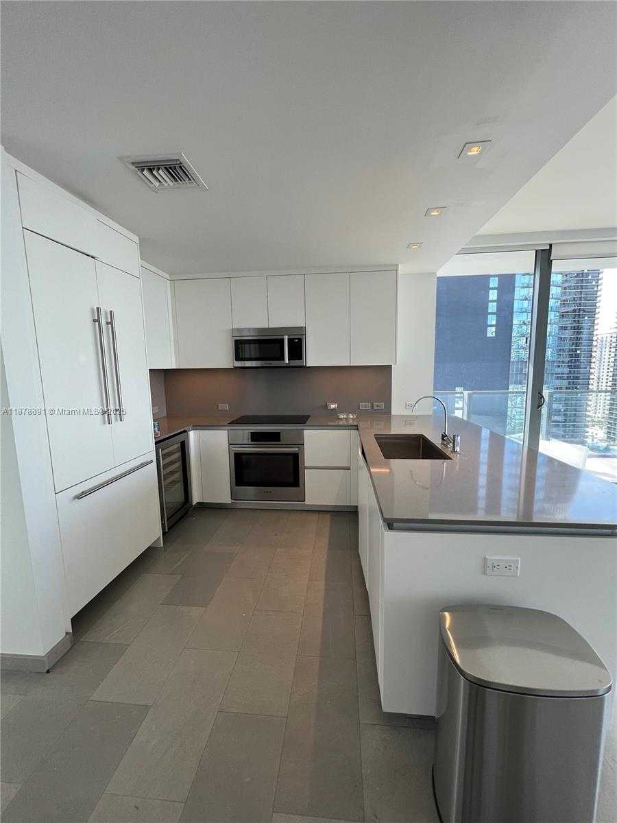 Small Image of 68 SOUTH EAST 6TH STREET #2302, Miami Number 6