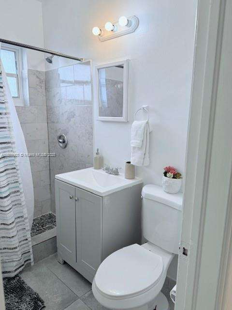 Small Image of 7610 DICKENS AVE #4, Miami Beach Number 12