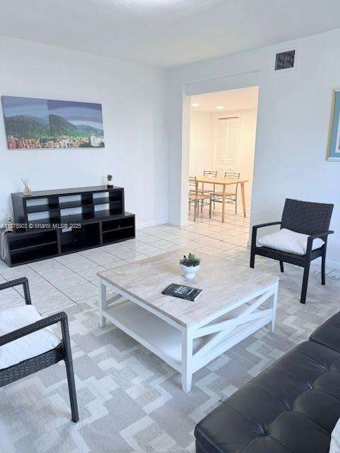 Small Image of 7610 DICKENS AVE #4, Miami Beach Number 4