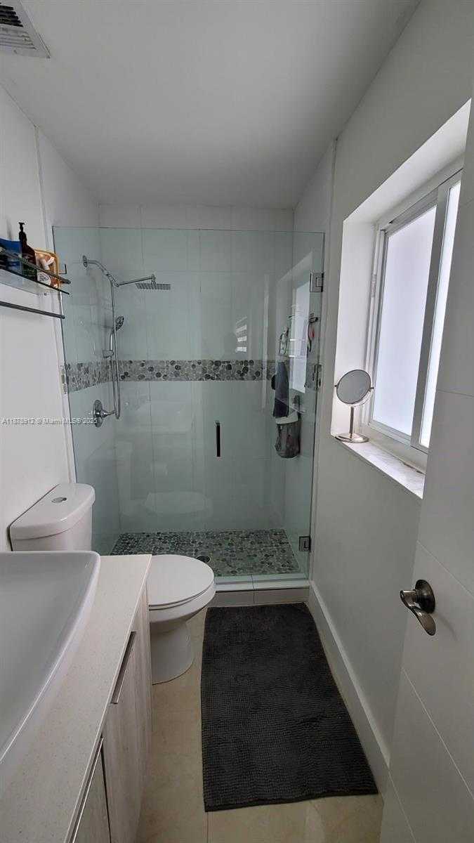 Small Image of 12945 SOUTH WEST 76TH TER, Miami Number 12