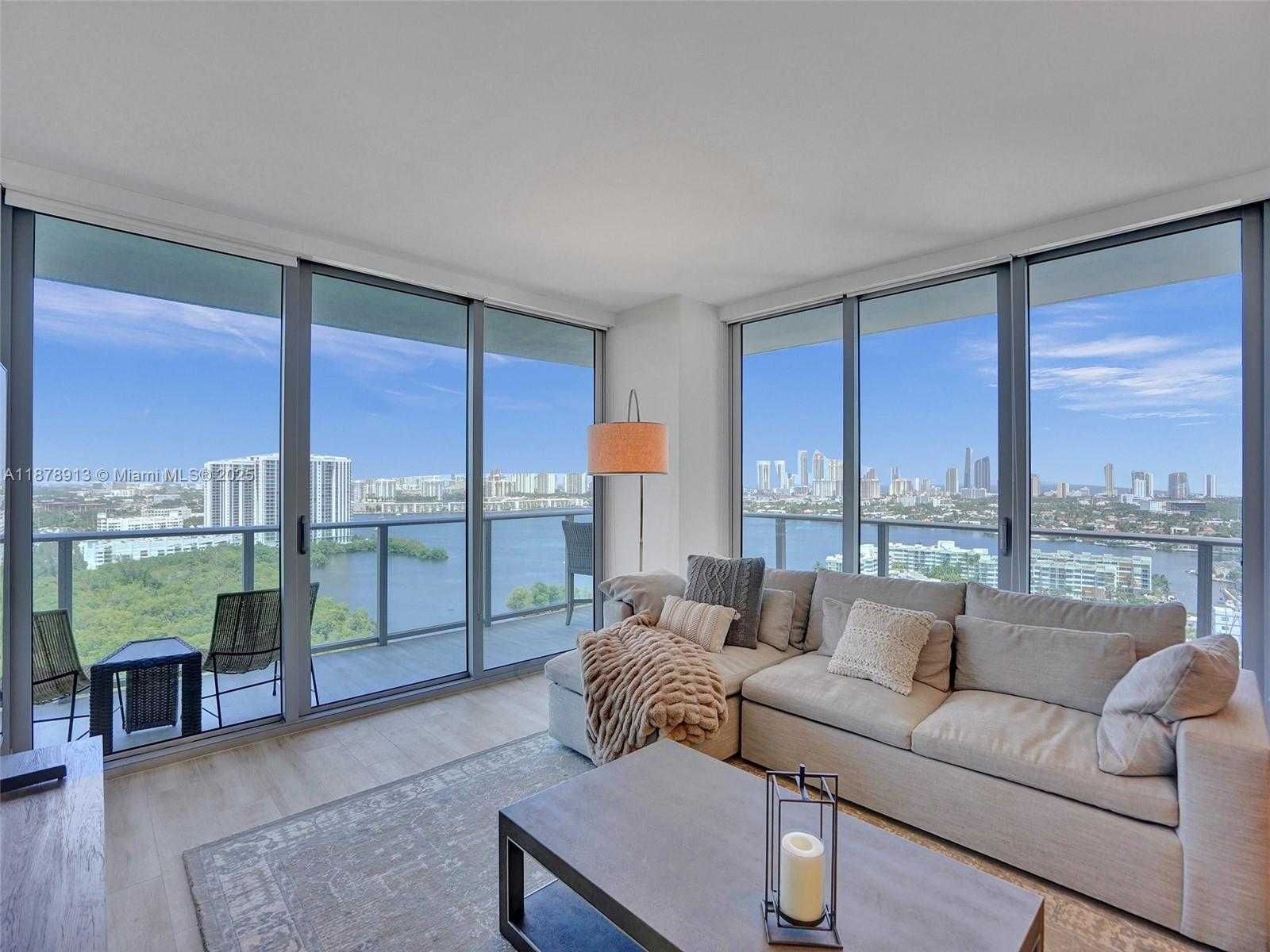 Small Image of 16385 BISCAYNE BLVD #2107, North Miami Beach Number 11