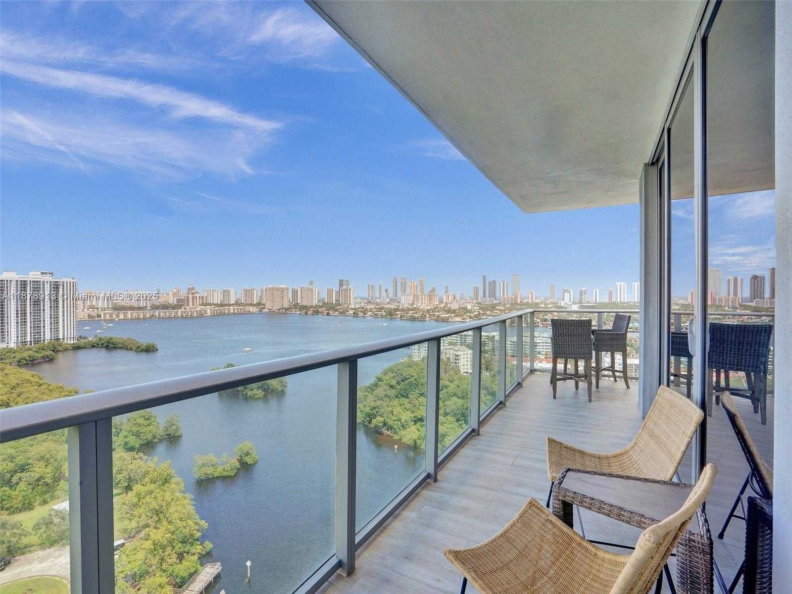 Small Image of 16385 BISCAYNE BLVD #2107, North Miami Beach Number 19