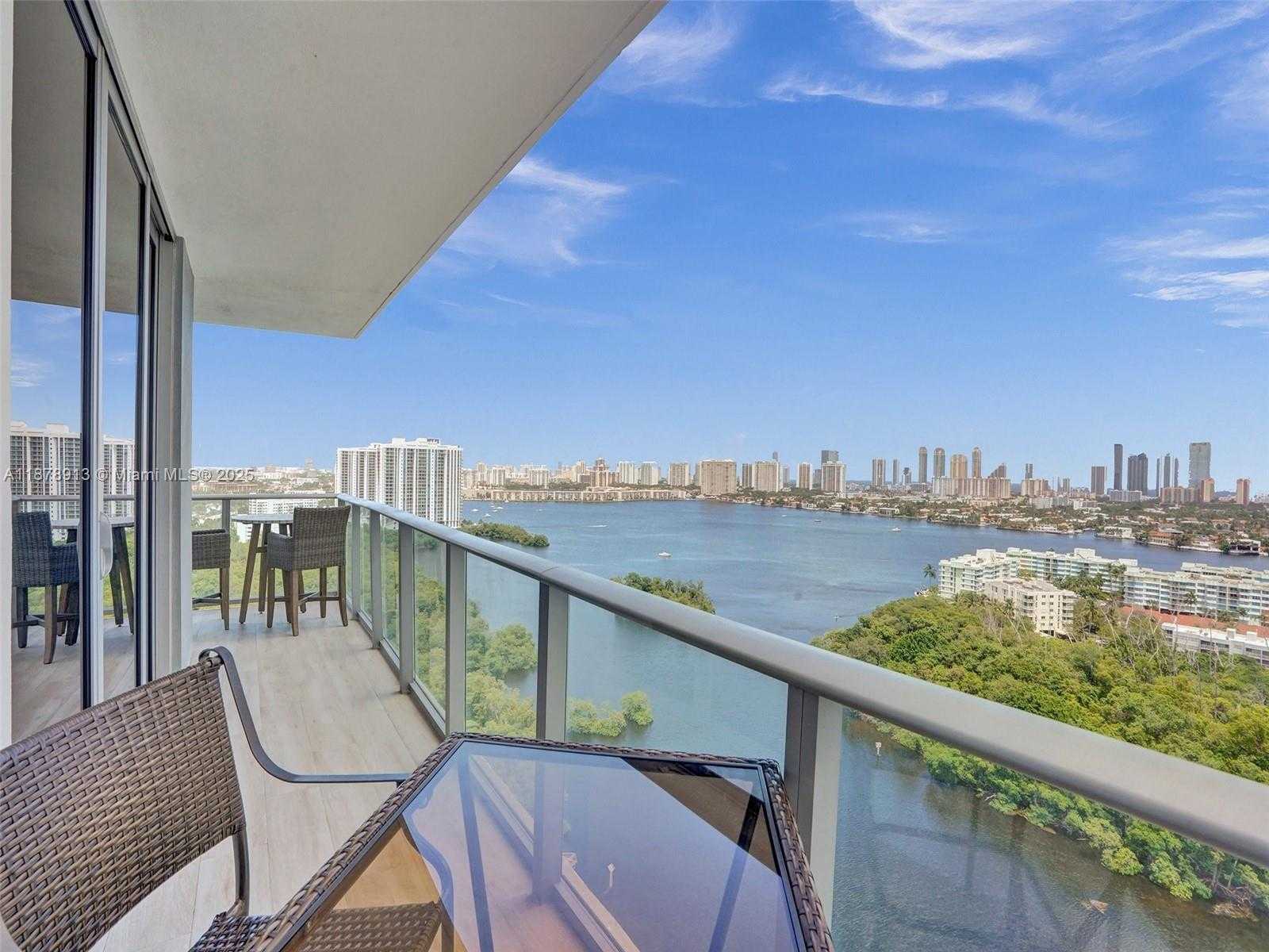 Small Image of 16385 BISCAYNE BLVD #2107, North Miami Beach Number 21