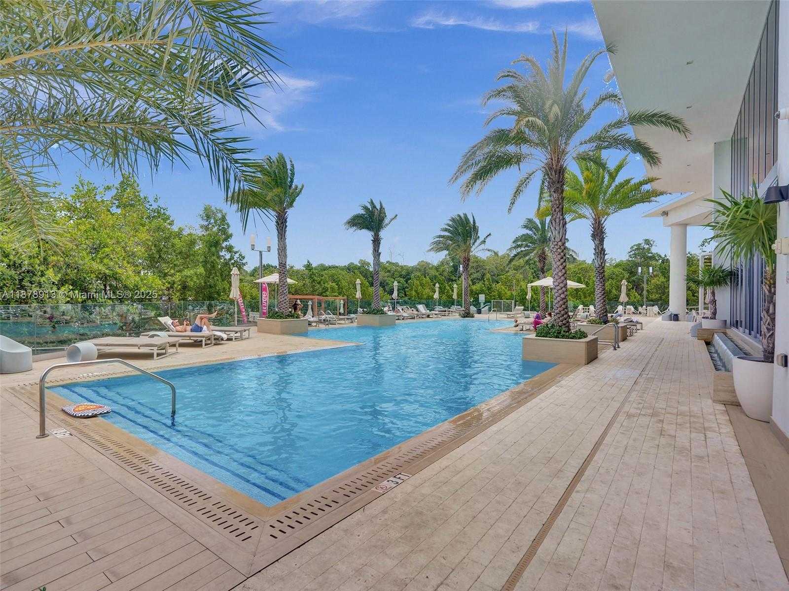 Small Image of 16385 BISCAYNE BLVD #2107, North Miami Beach Number 32