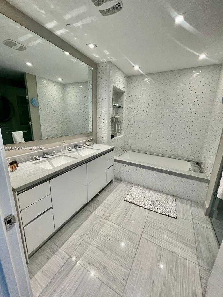 Small Image of 16901 COLLINS AVE #502, Sunny Isles Beach Number 7