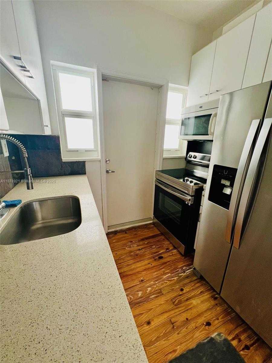 Small Image of 1606 JEFFERSON AVE #1, Miami Beach Number 14